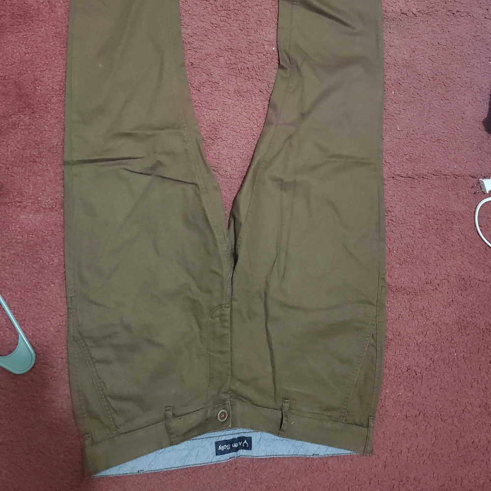 Men's chino pants